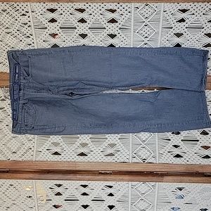 Vintage Levi 514 Jeans. 34x30. Small Hole Below Pocket Straight Leg Some Stretch